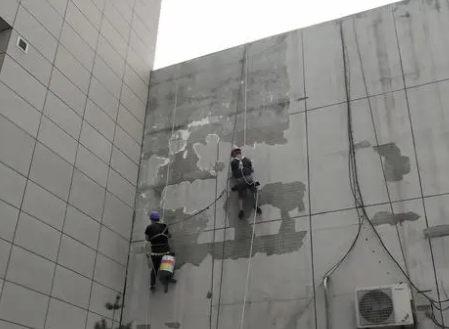 克孜勒苏柯尔克孜楼顶漏水维修公司分享下克孜勒苏柯尔克孜外墙防水的注意事项
